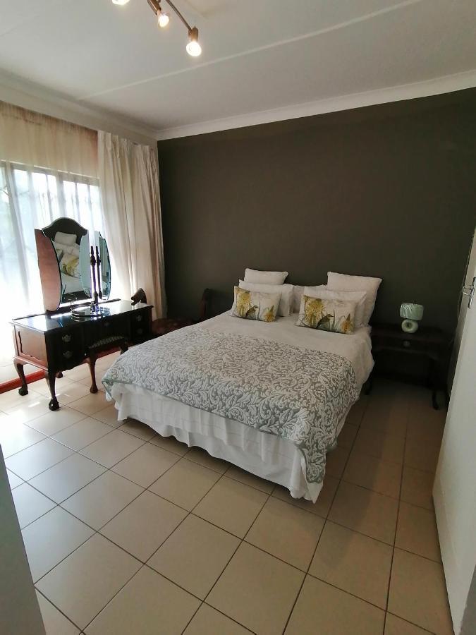 شقة Garden And Park Leisure On Tugela بينوني المظهر الخارجي الصورة